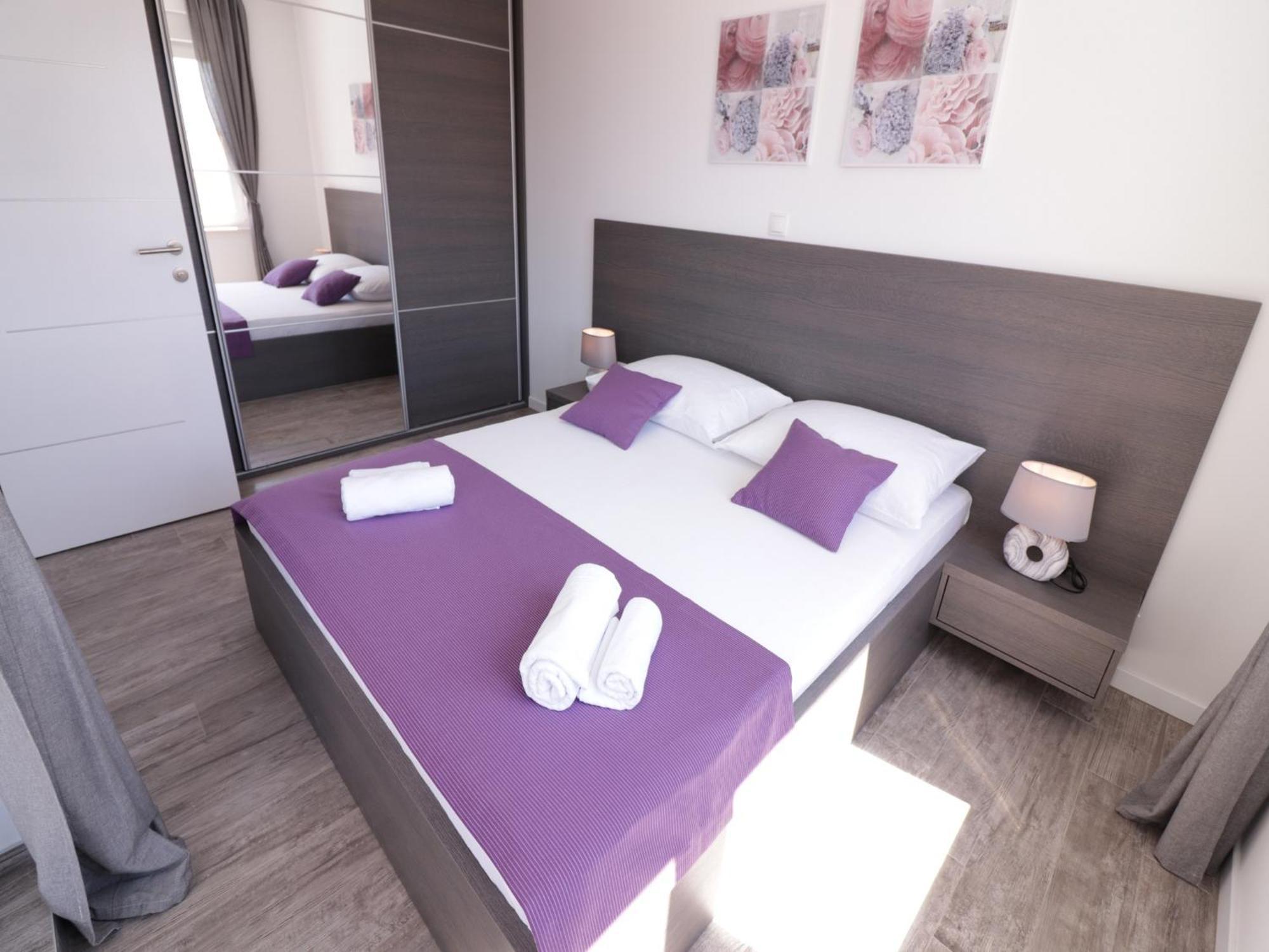 Apartments & Rooms Danivan Pool Villas B Novalja Ruang foto